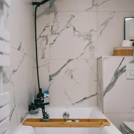 Balatoni Est 度假居 *