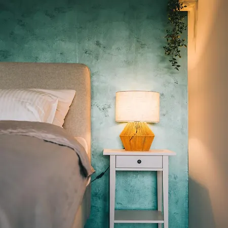 Tatil Evi Balatoni Est *