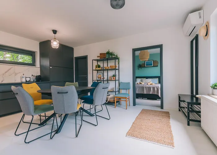 Balatoni Est * Balatonalmádi