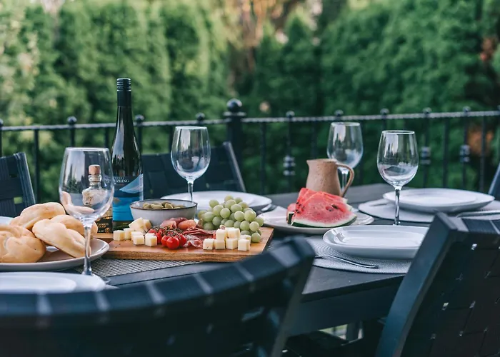 Balatoni Est Hébergement de vacances