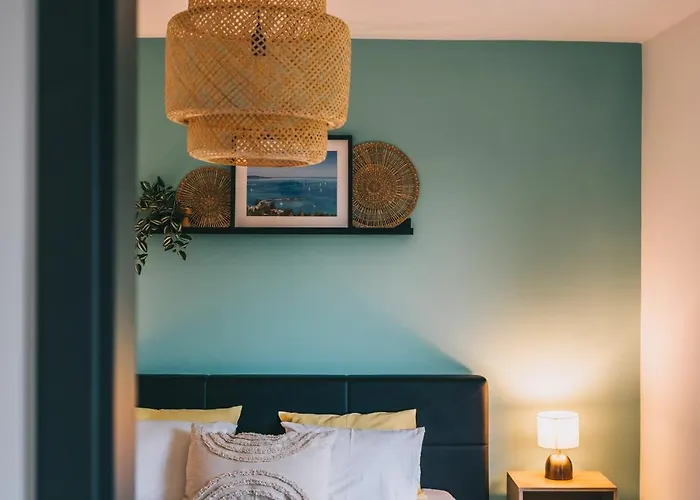 Balatoni Est Balatonalmádi