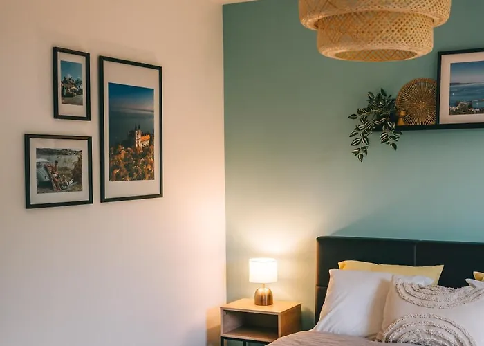 Balatoni Est * Balatonalmádi