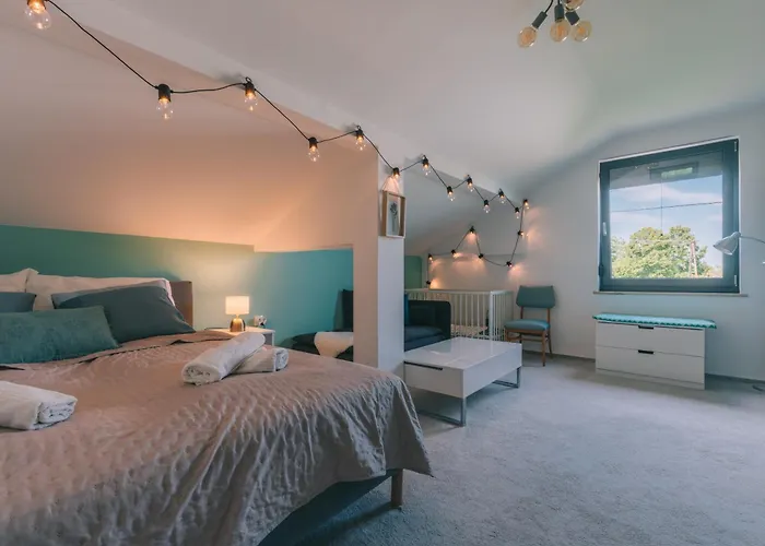 Balatoni Est * Balatonalmádi