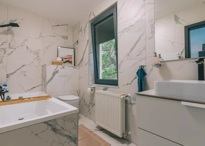 Balatoni Est Hébergement de vacances Balatonalmádi