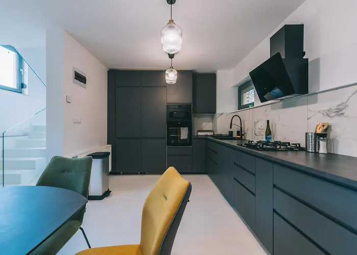 Balatoni Est Balatonalmádi